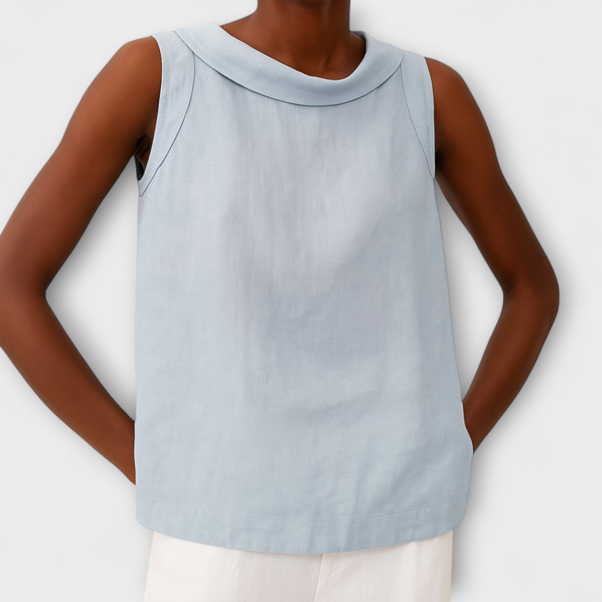 Isalie – Elegant Sleeveless Top