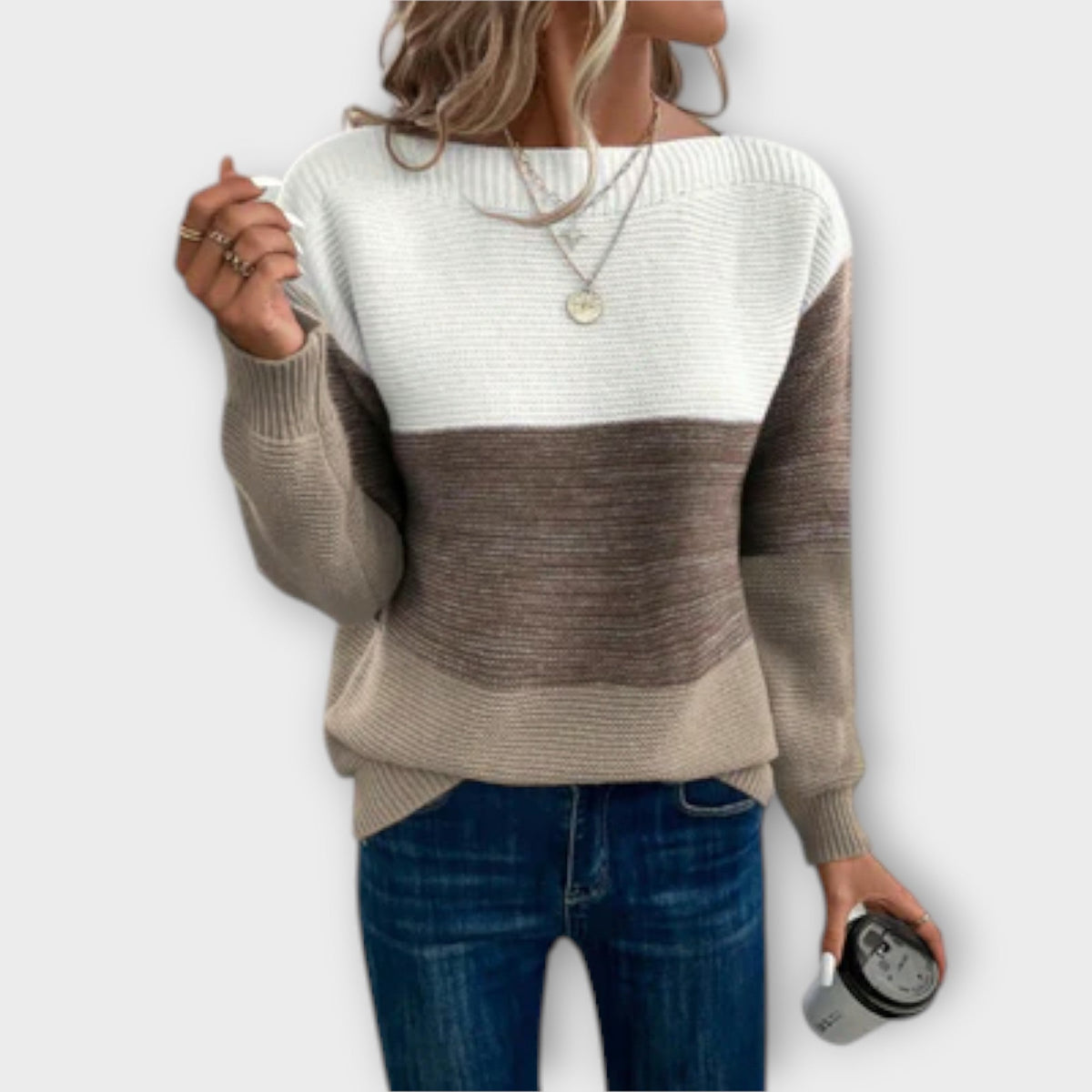 Lunaya – Three-Color Pullover in Patchwork Style
