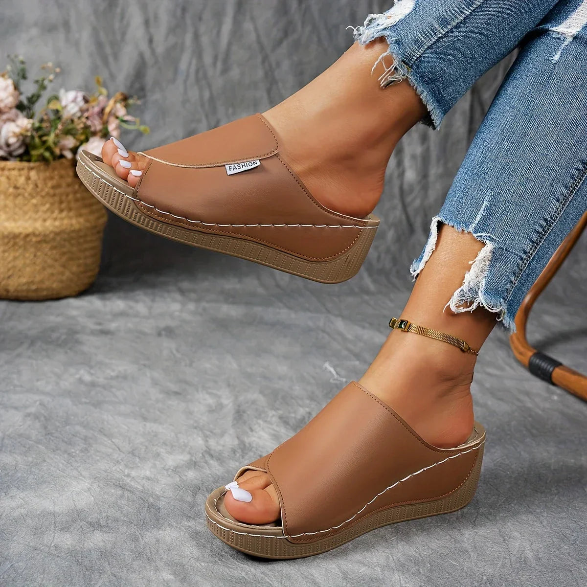 TAMARA | CLASSIC COMFORT WALKING SANDALS