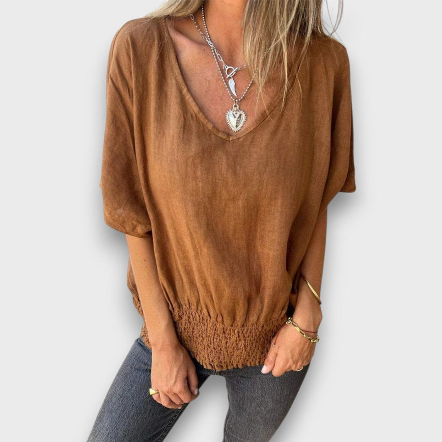 Bomia – Comfortable T-Shirt with Waistband and V-Neck