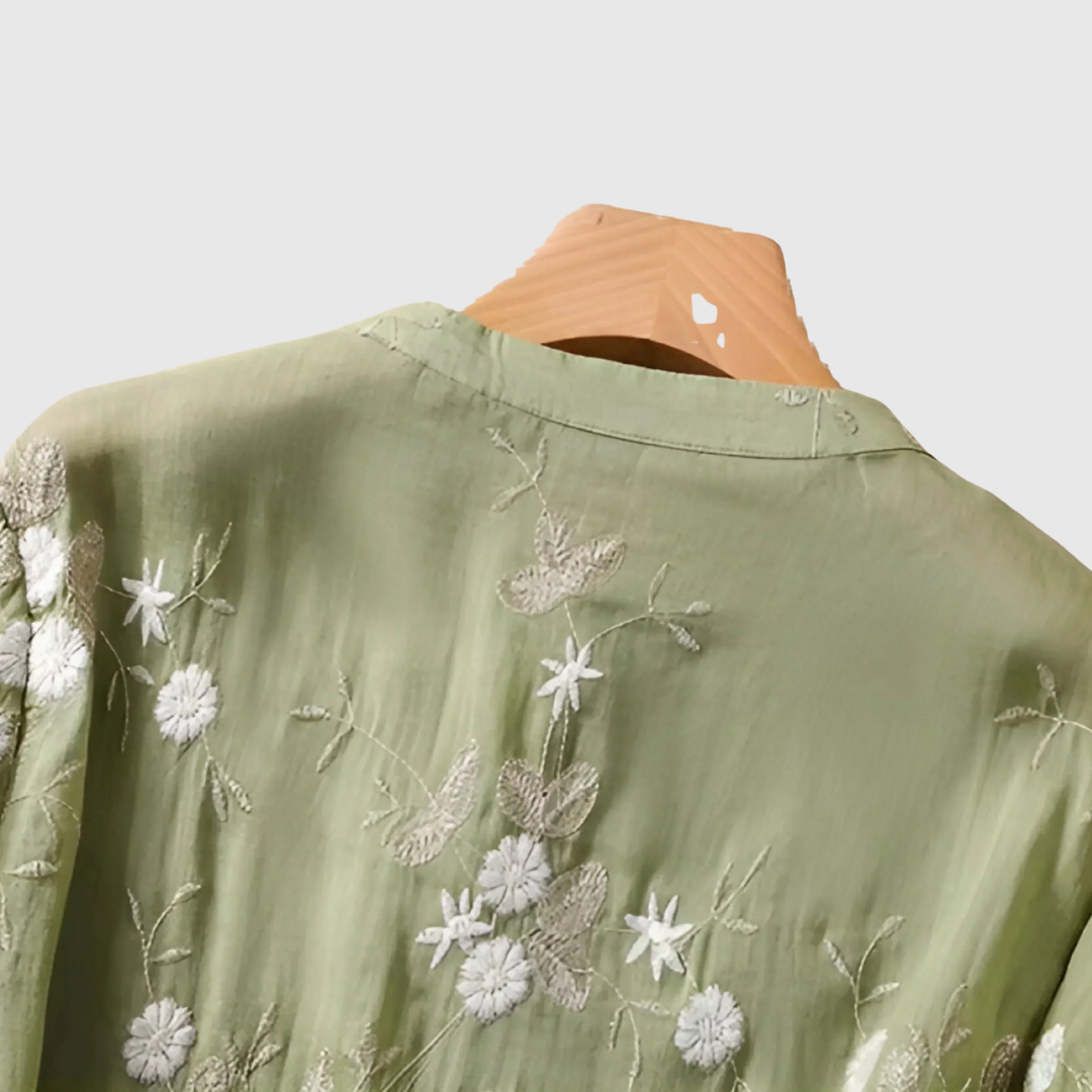 MIREILLE | TOP WITH EMBROIDERED FLOWERS