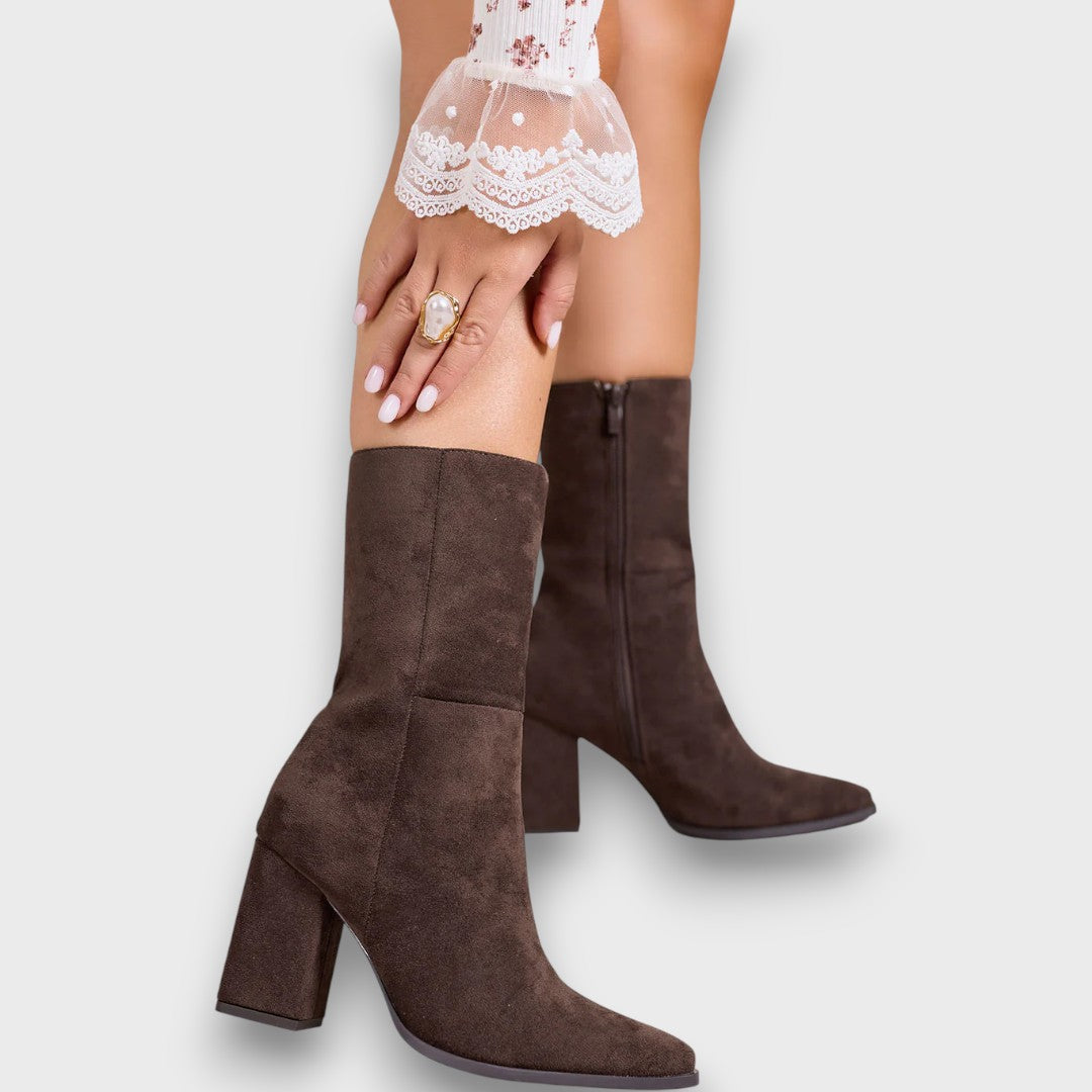 Lorviera – Classic brown heeled boots