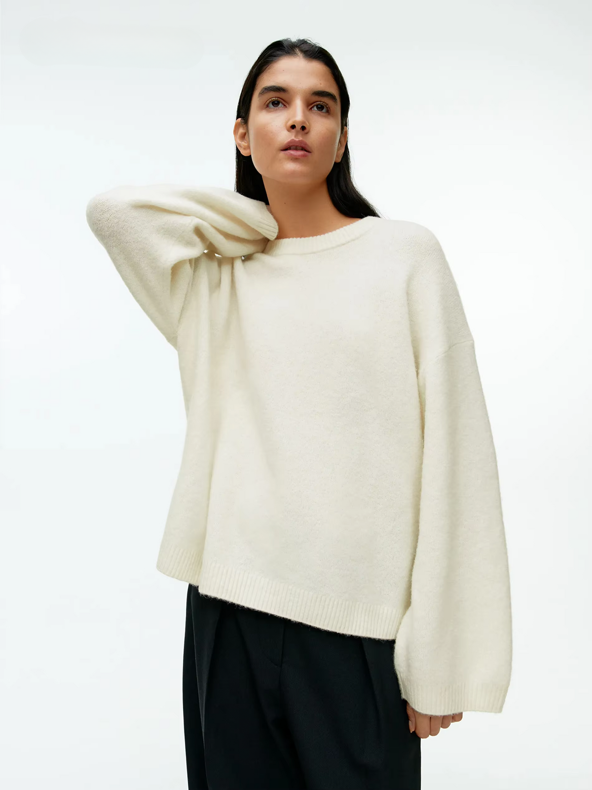 Kyrisse – Minimalist sweater