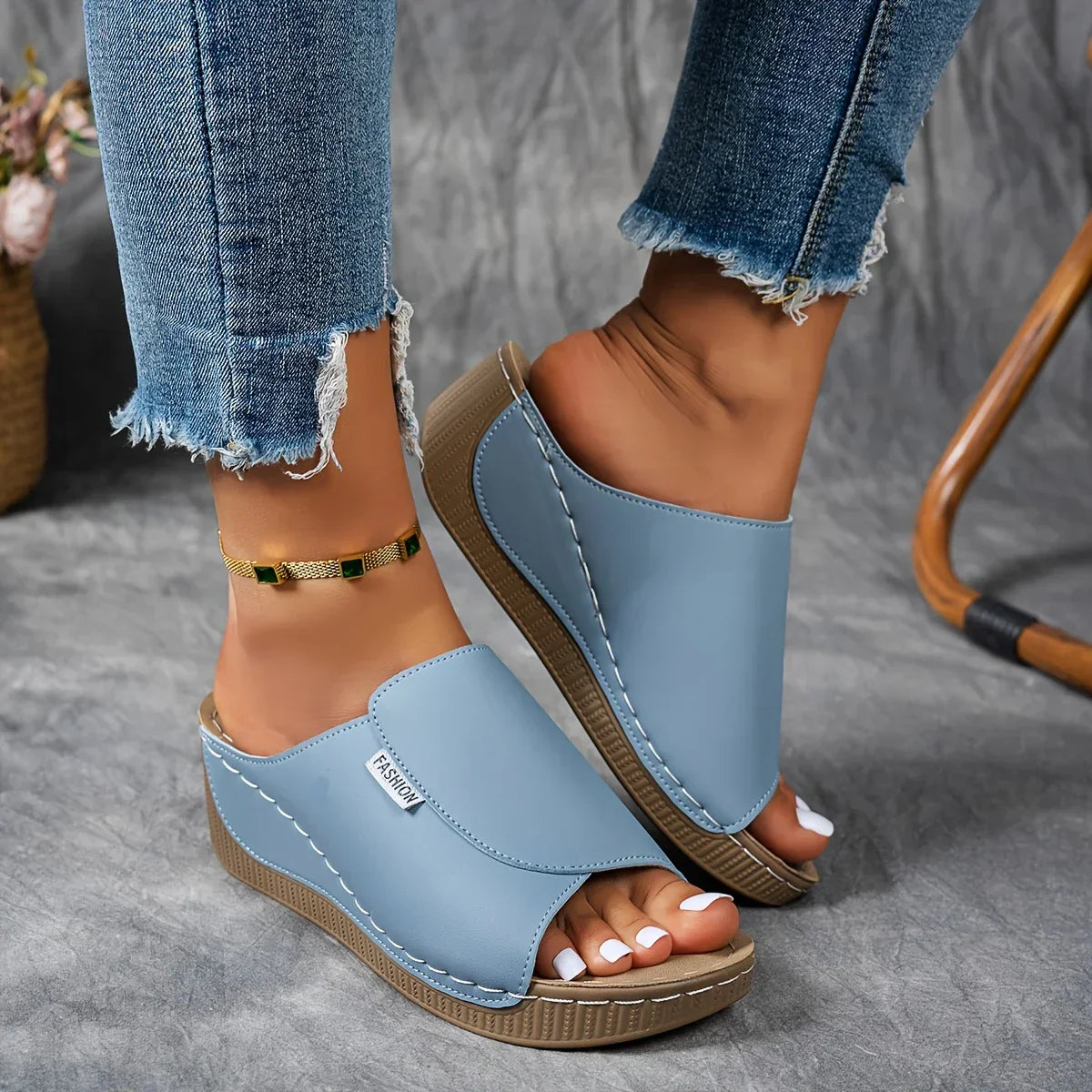 TAMARA | CLASSIC COMFORT WALKING SANDALS