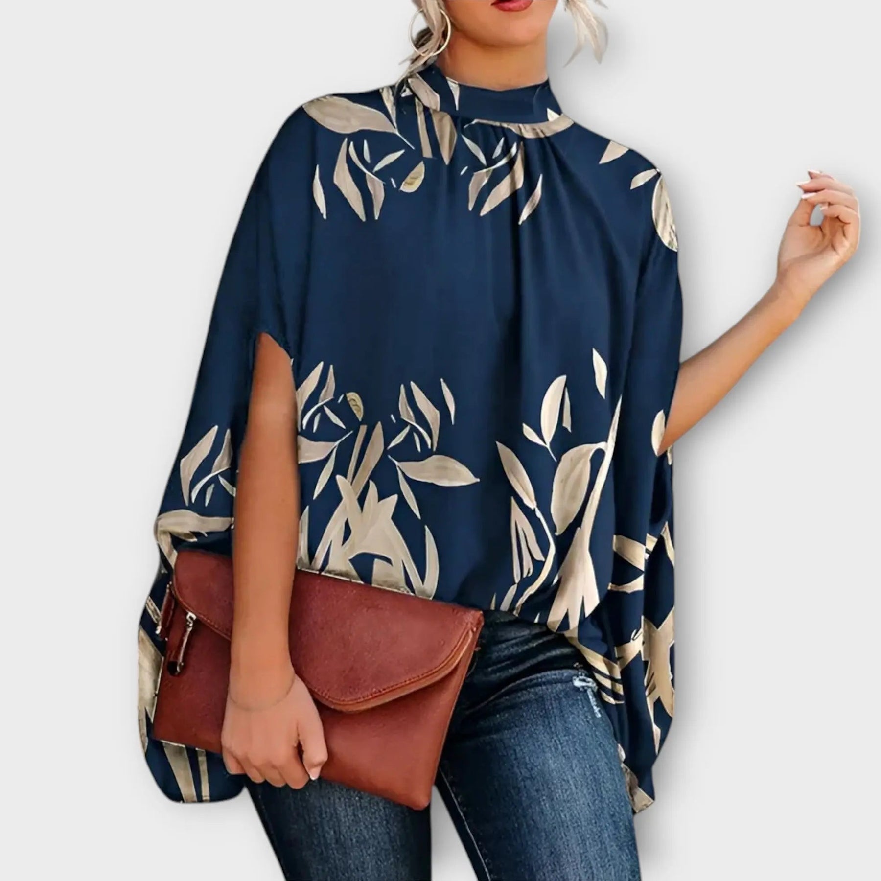 Jacqueli – Elegant Blouse for the Evening