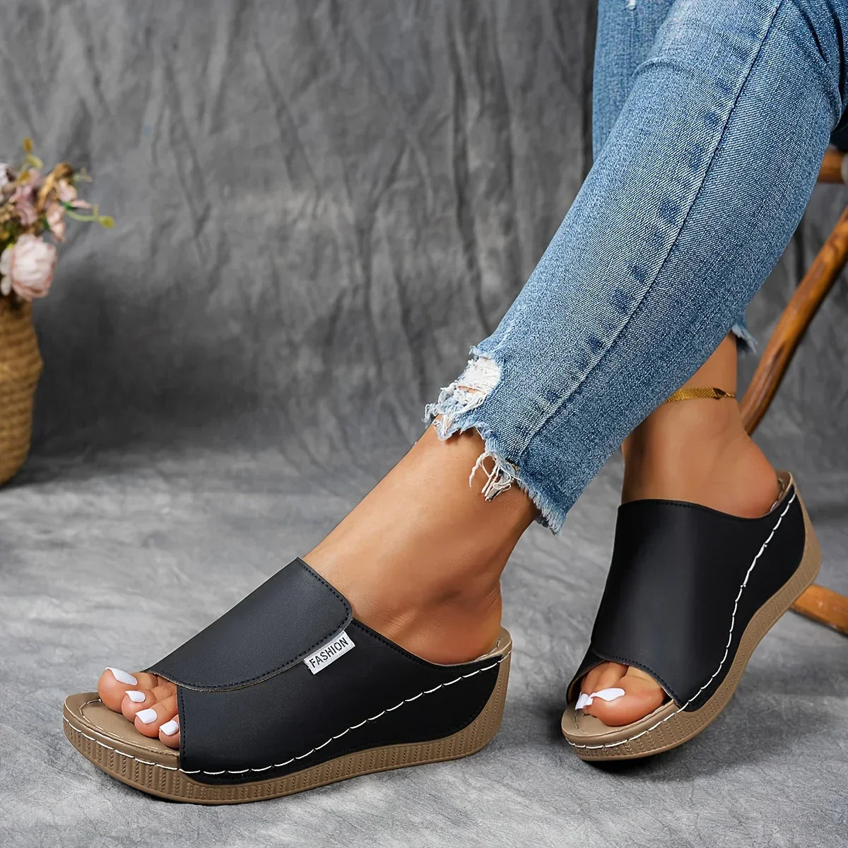 TAMARA | CLASSIC COMFORT WALKING SANDALS