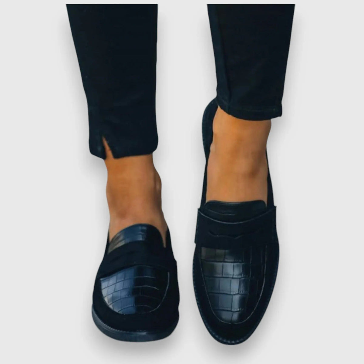 Liny – Moccasins