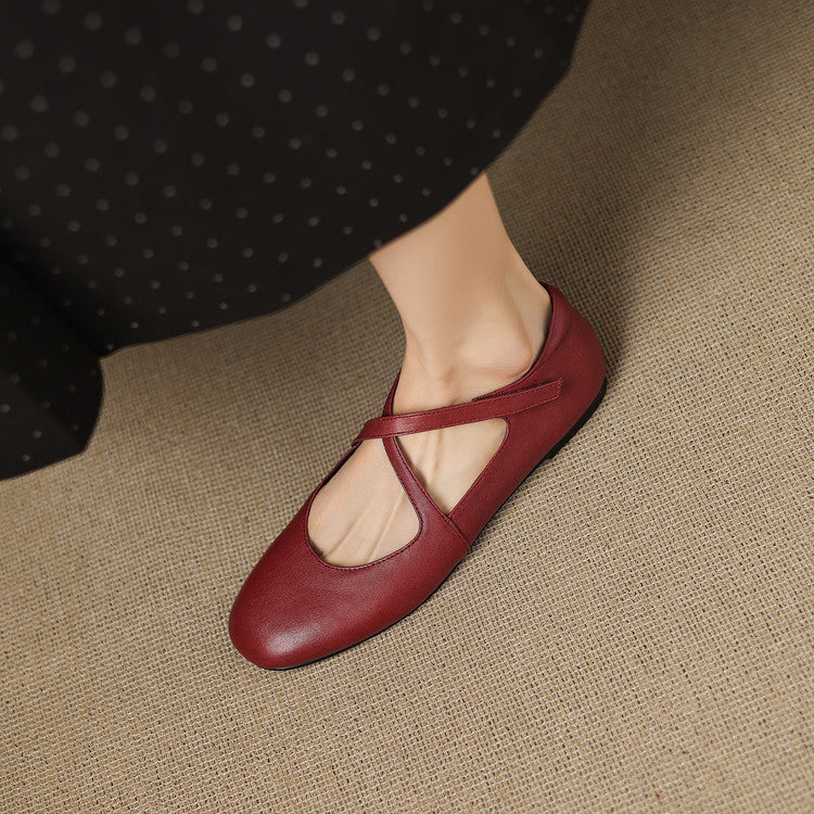 Elsie | Cross-Strap Round-Toe Ballet Flats