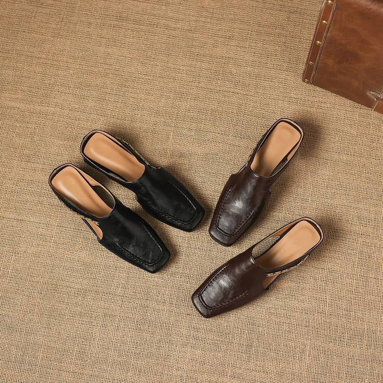 Prudence | Chain-Detail Backless Loafer Mules