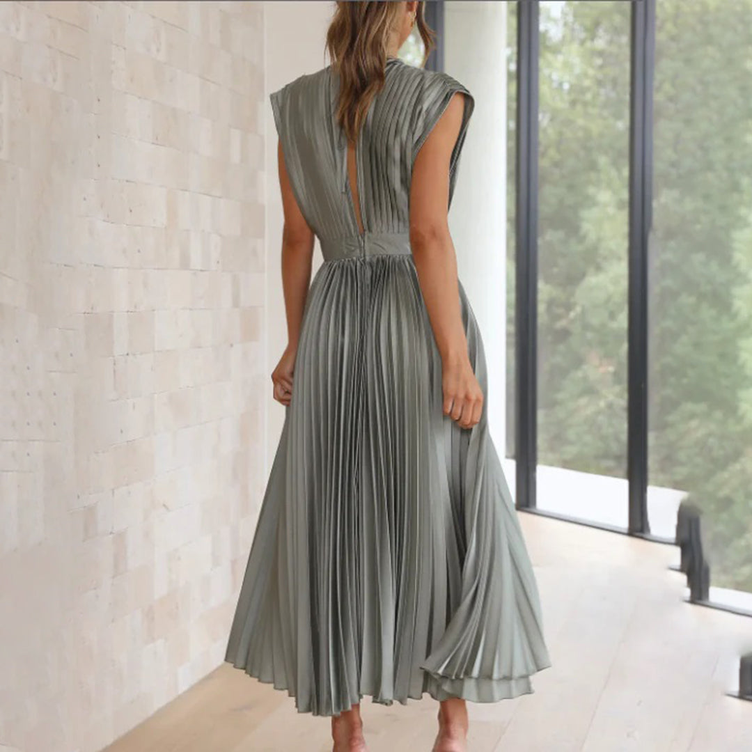 Stella & Grace™ | Timeless Pleated Midi Dress