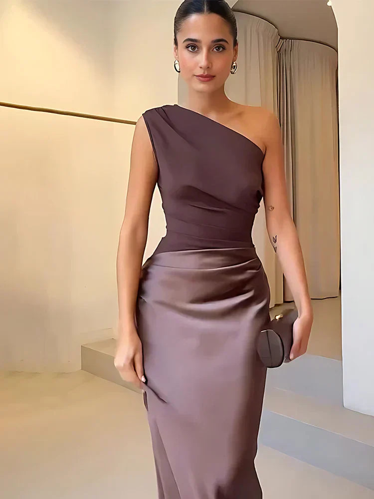 Stella & Grace™ | Maxi Dress with a Guilt in Satin