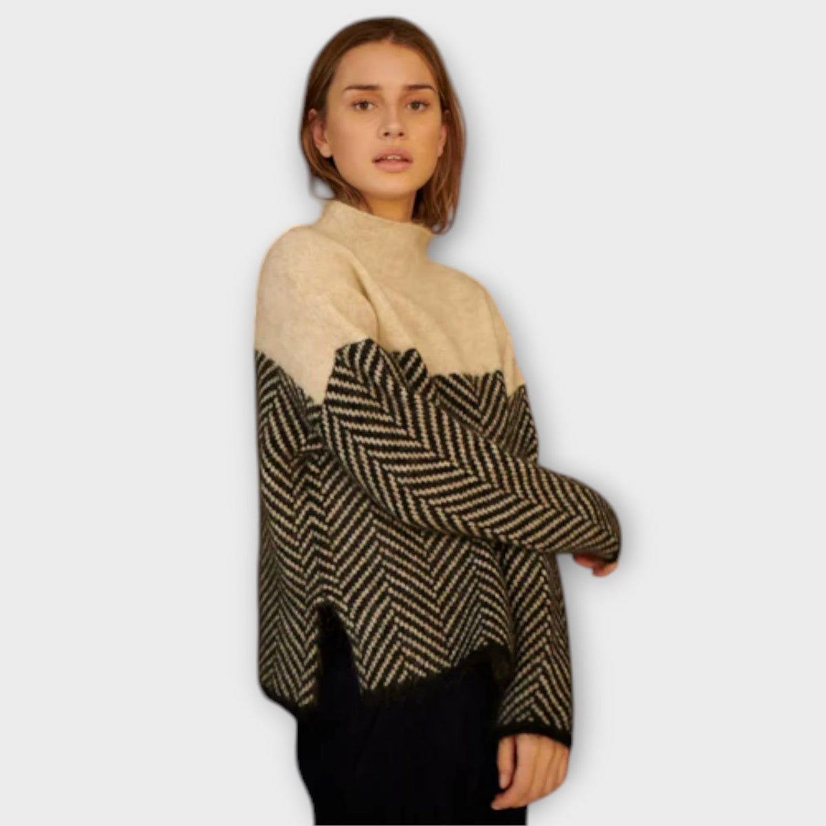 Maelia – Turtleneck sweater