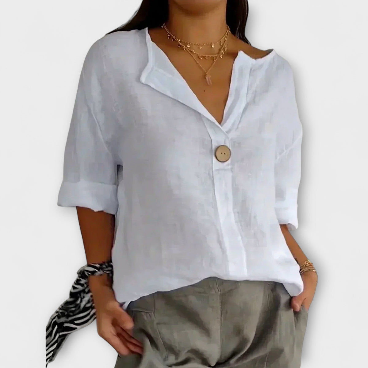 Seretha – Stylish Blouse with V-Neck
