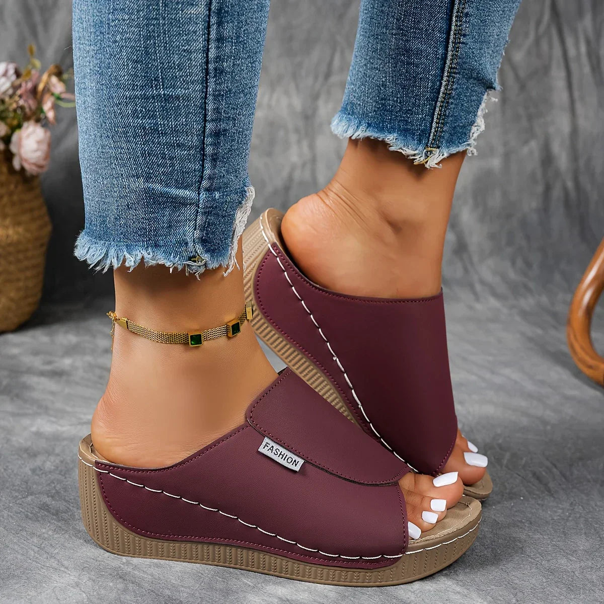 TAMARA | CLASSIC COMFORT WALKING SANDALS