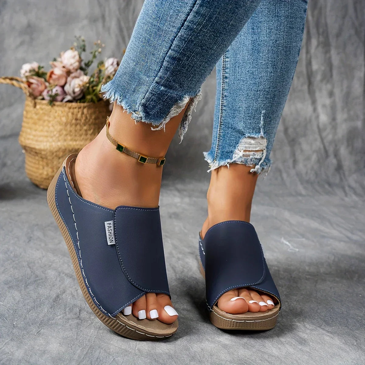 TAMARA | CLASSIC COMFORT WALKING SANDALS