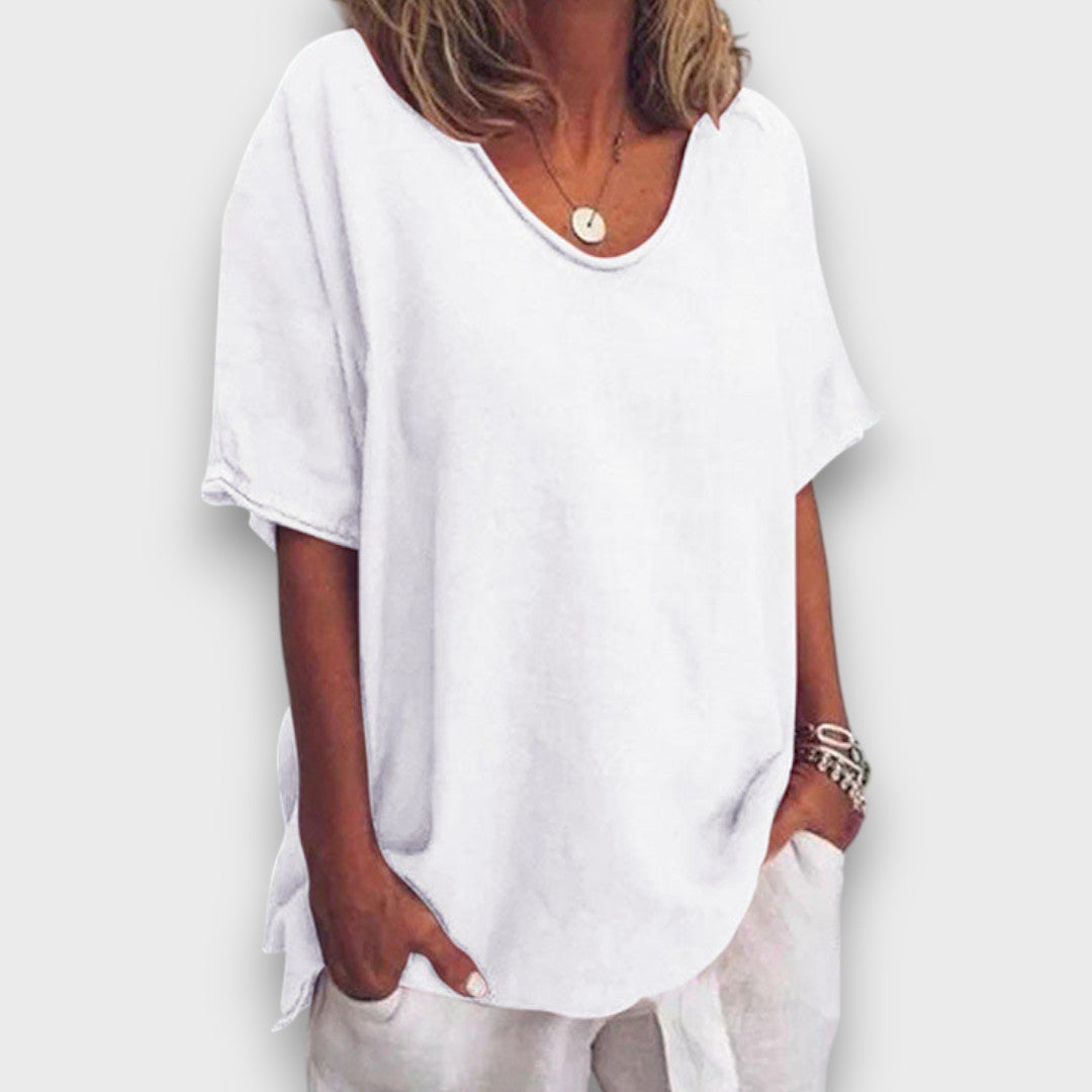 Marvia – Relaxed Oversized Shirt with Round Neckline