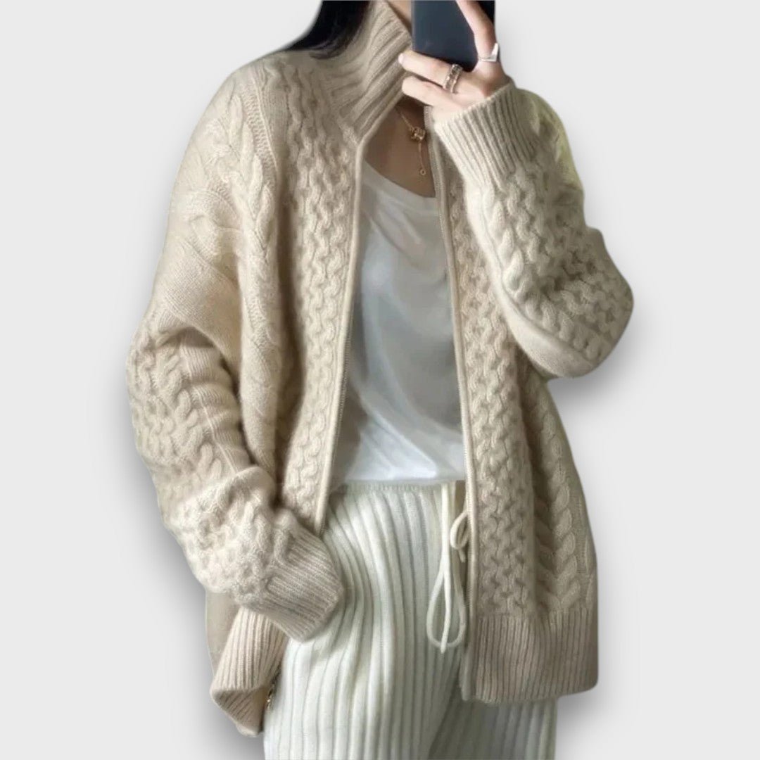 Calira – Zip-Up Cardigan